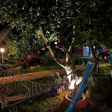 Πανσιόν Turkuaz Çıralı